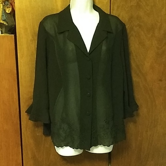 NWOT AKC BLACK EYELET EMBROIDERED TOP - Picture 1 of 8